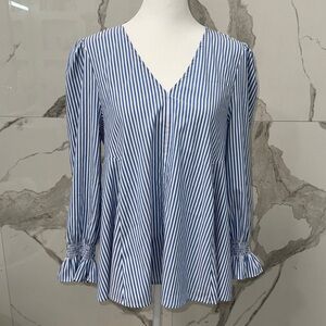 Tuckernuck Easton Blue White Striped V-Neck Blouse Size M